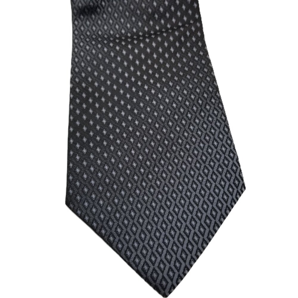 David Taylor Wide Tie Charcoal Gray Diamond Pattern 4 Inch